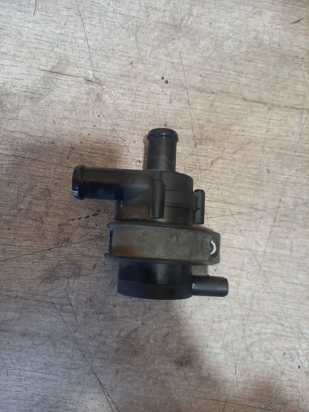 Насос (помпа) электрический Skoda Octavia II рестайлинг (2008—2013) 2012 3U/F8K