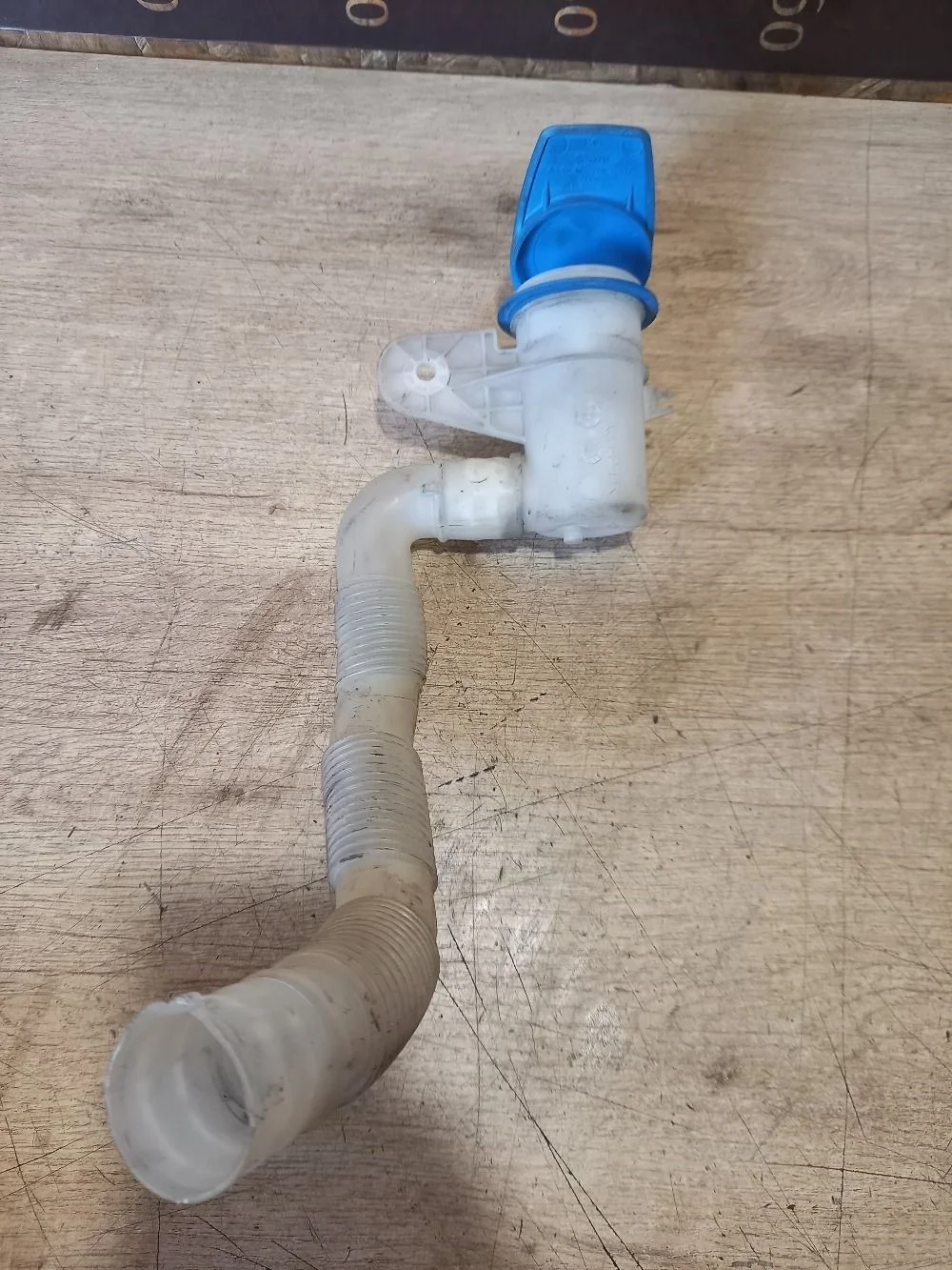 Горловина бачка омывателя Skoda Octavia II рестайлинг (2008—2013) 2012 3U/F8K