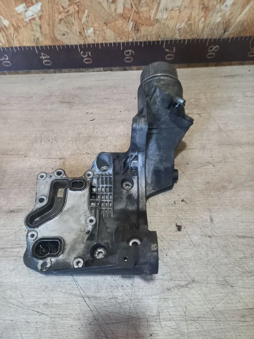 Корпус масляного фильтра Opel Antara I рестайлинг (2010—2017) 2012 SUMMIT WHITE (OP 40R)