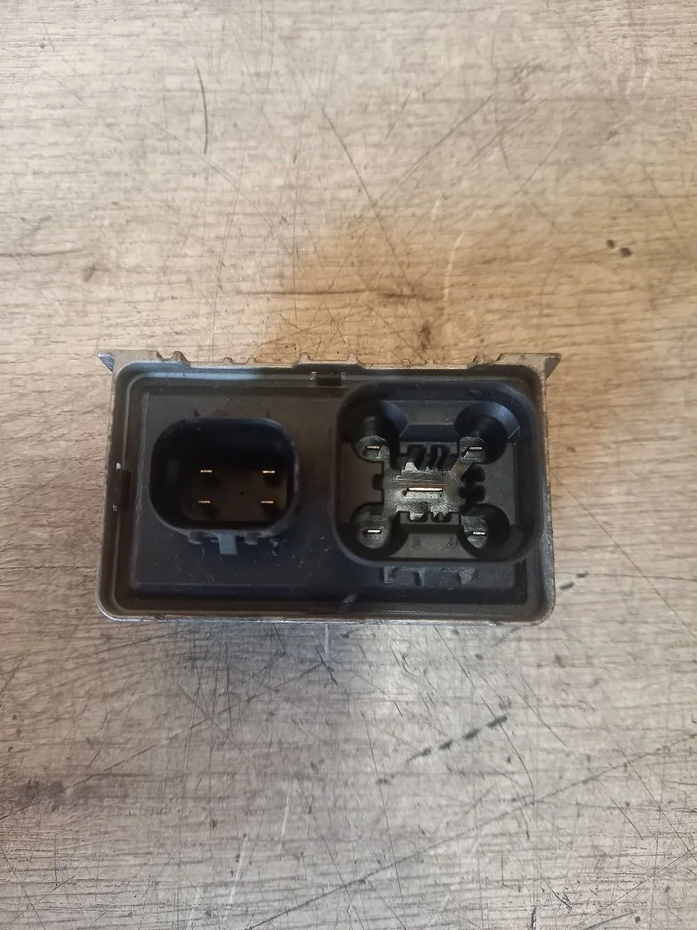 Реле свечей накала Opel Antara I рестайлинг (2010—2017) 2012 SUMMIT WHITE (OP 40R)