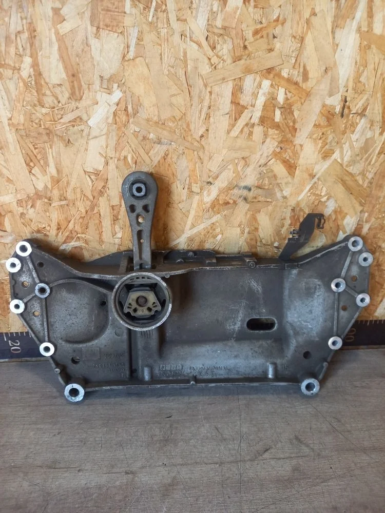 Подрамник Skoda Octavia II рестайлинг (2008—2013) 2011