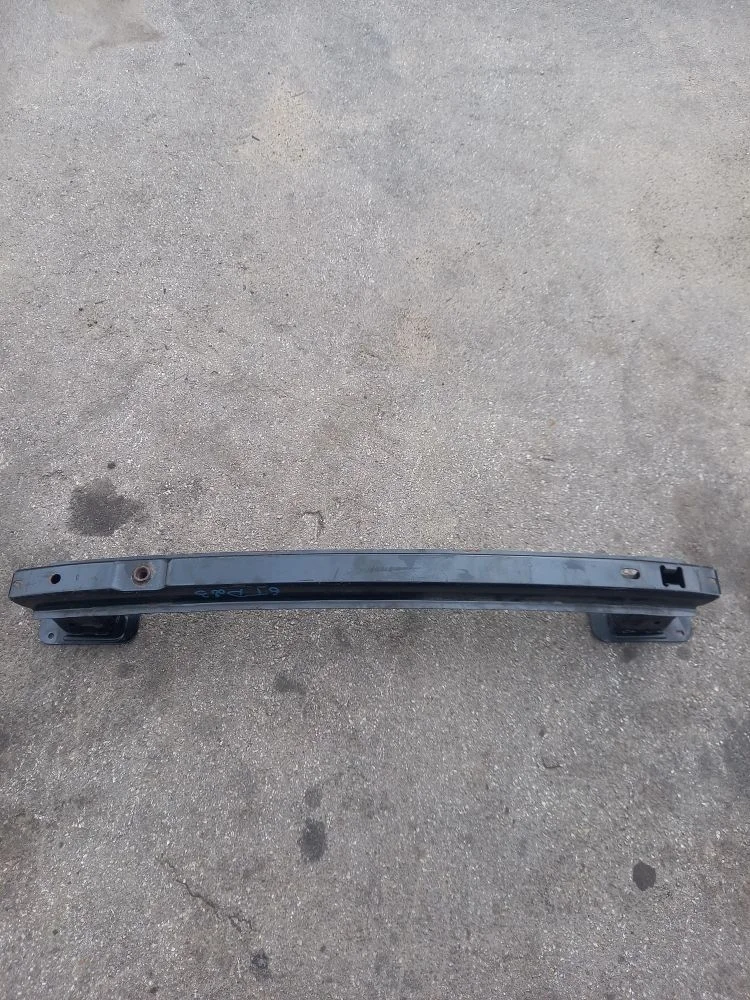 Усилитель заднего бампера Ford Kuga I (2008—2012) 2012