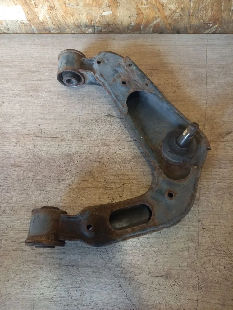 Рычаг передний правый Nissan Pathfinder III рестайлинг (2010—2014) 2012 GN0 - BLACK METALLIC