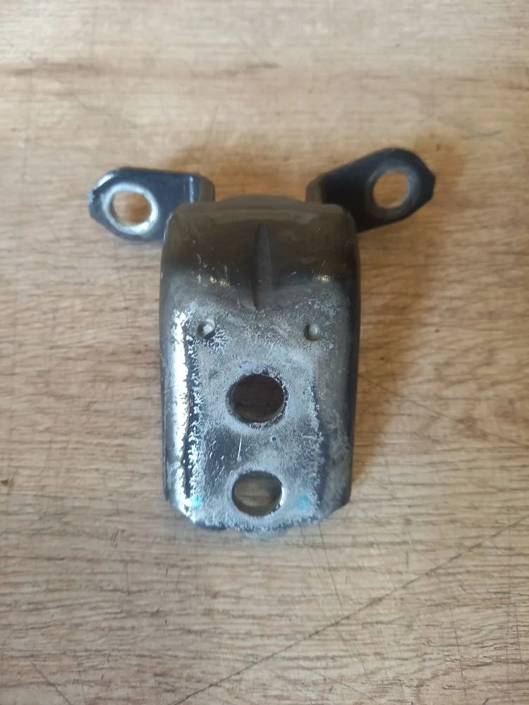 Петля двери передней Nissan Pathfinder III рестайлинг (2010—2014) 2012 GN0 - BLACK METALLIC