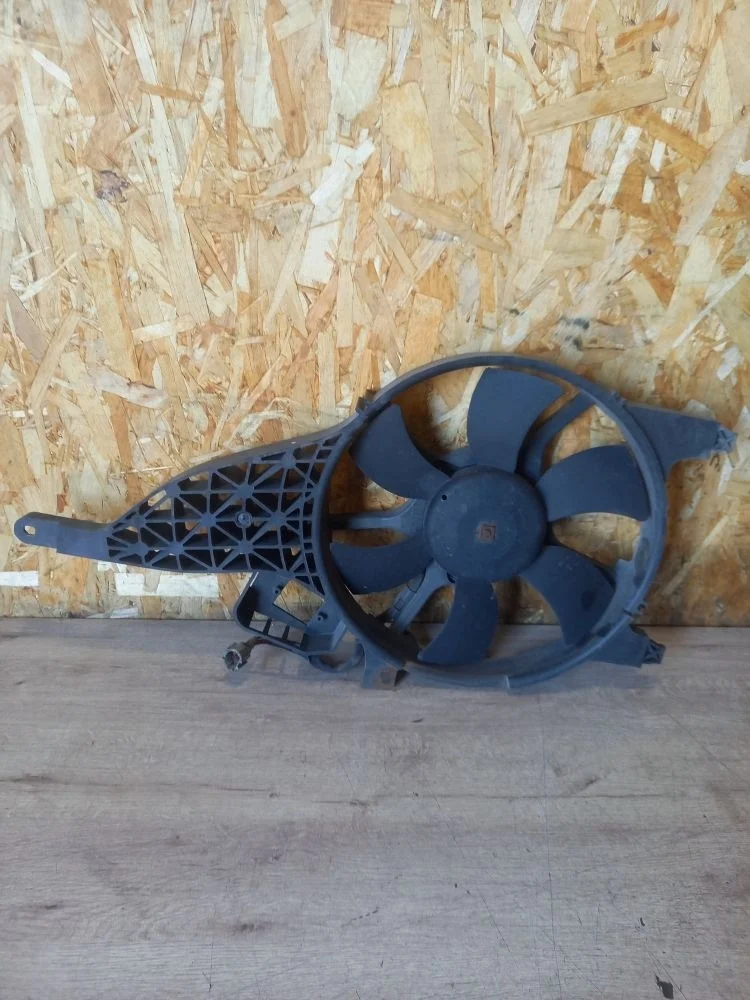 Вентилятор охлаждения Nissan Pathfinder III рестайлинг (2010—2014) 2012 GN0 - BLACK METALLIC