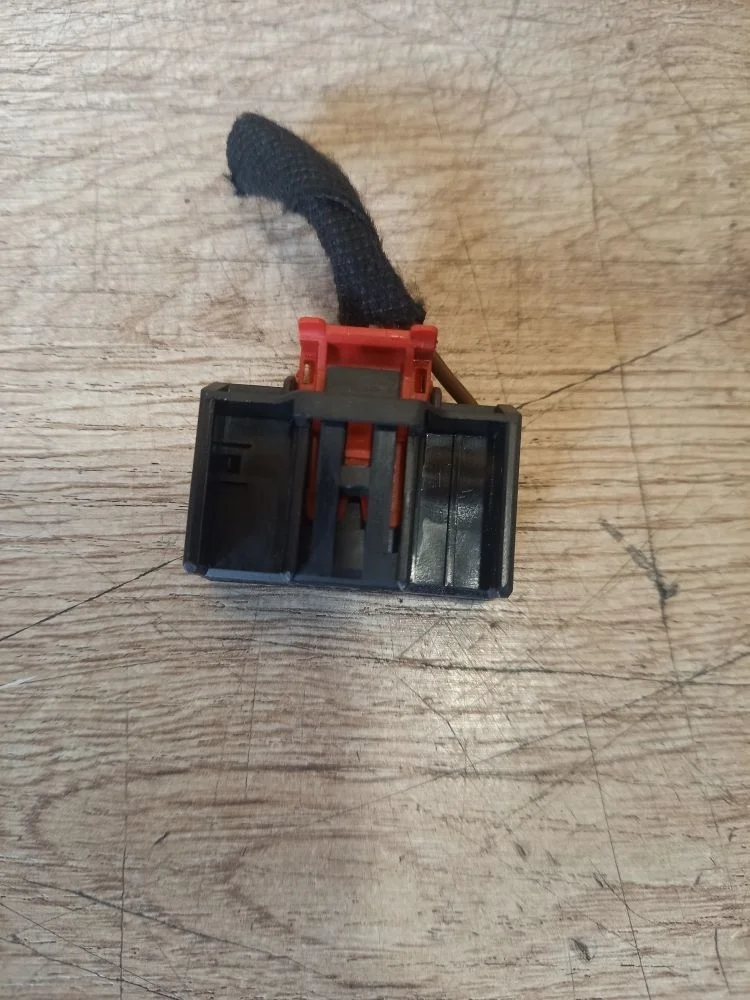 Разъем Skoda Octavia II рестайлинг (2008—2013) 2013 2G