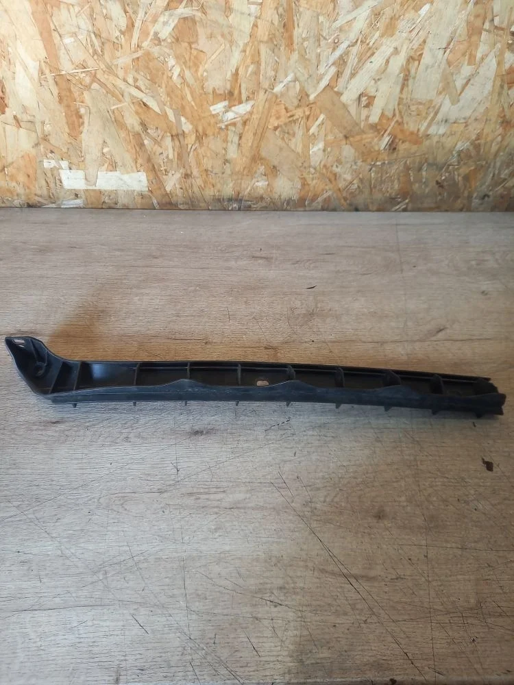 Крепление заднего бампера Skoda Octavia II рестайлинг (2008—2013) 2012 8B/F7W