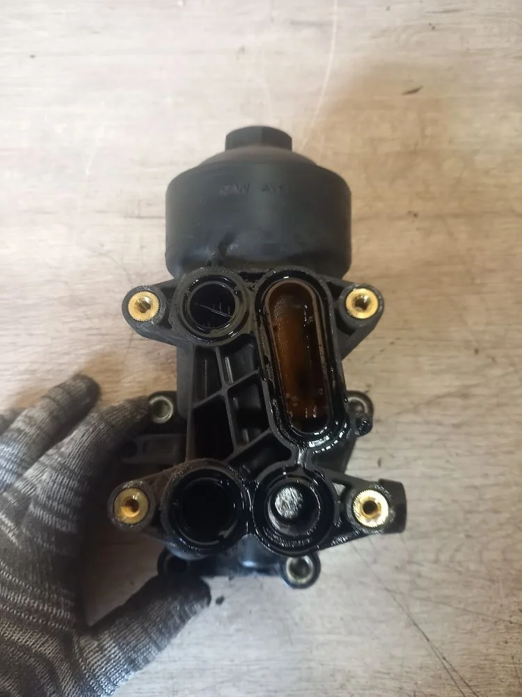 Корпус масляного фильтра Skoda Octavia II рестайлинг (2008—2013) 2013 2G