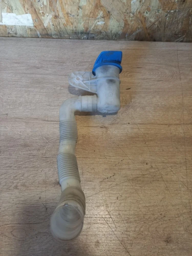 Горловина бачка омывателя Skoda Octavia II рестайлинг (2008—2013) 2013 2G