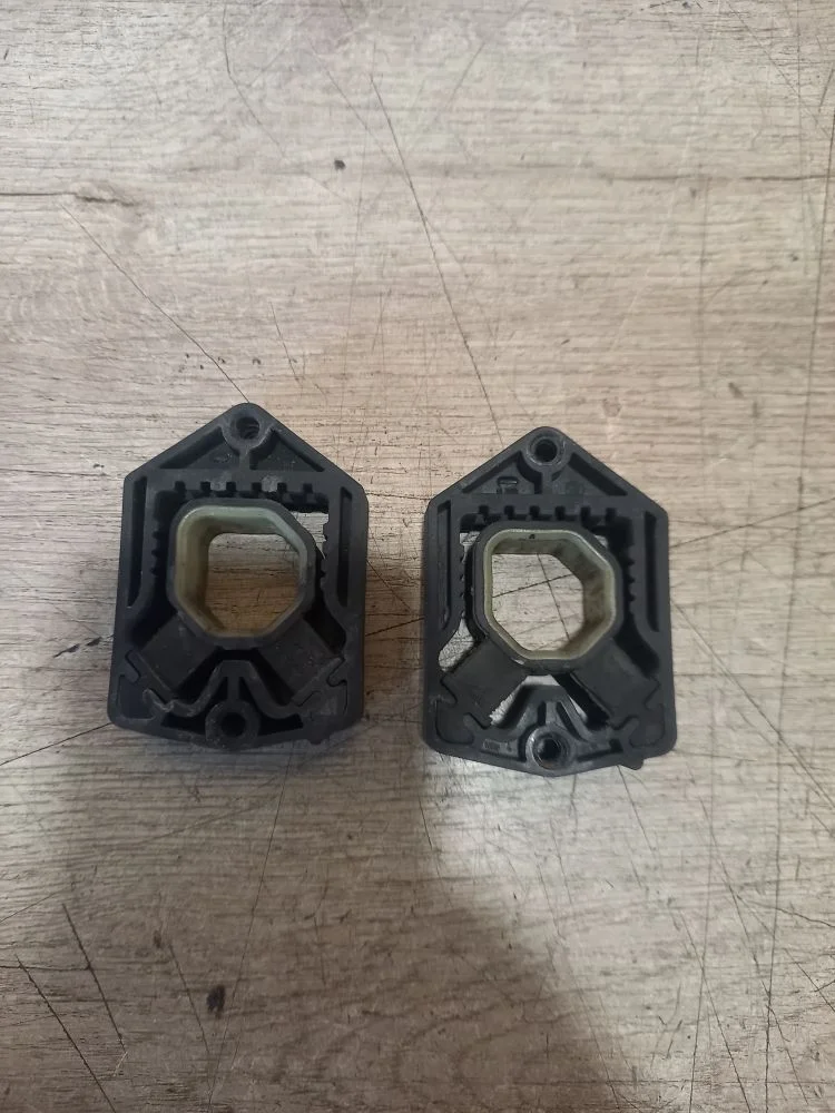 Крепление Skoda Octavia II рестайлинг (2008—2013) 2012 8B/F7W