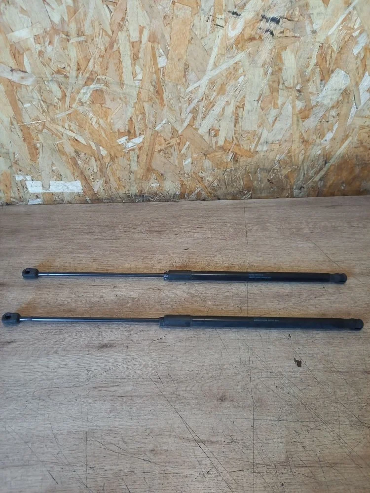 Амортизатор крышки багажника Skoda Octavia II рестайлинг (2008—2013) 2012 9J9J