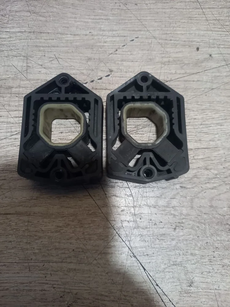 Крепление Skoda Octavia II рестайлинг (2008—2013) 2013 2G