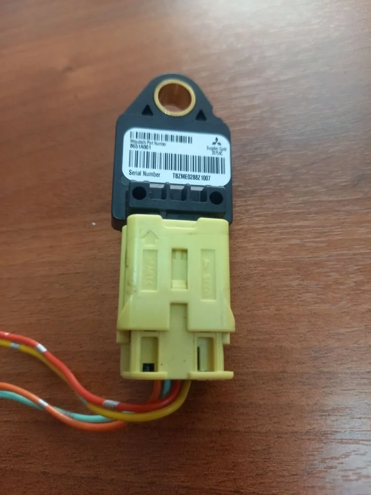 Датчик удара Citroen C-Crosser I (2007—2013) 2008 KTZ - ЧЕРНАЯ ЭМАЛЬ PERLE (ПЕРЛ)