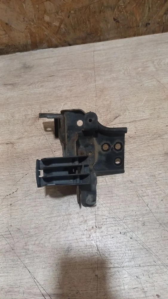 Кронштейн крепления фары Nissan Pathfinder III (2004—2010) 2005 K27 - STRUCTURAL GREY