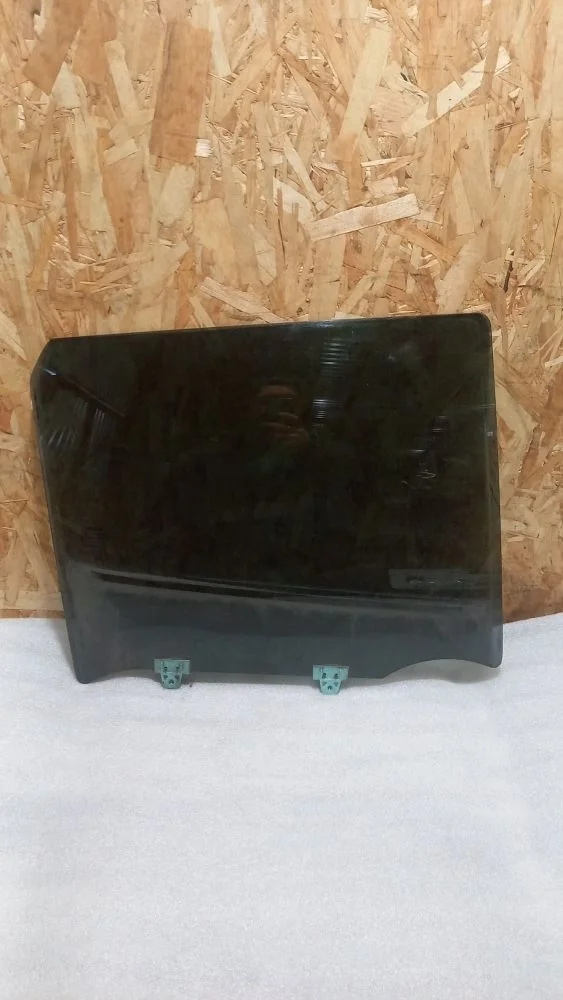 Стекло двери задней правой Nissan Juke I (2010—2014) 2012 KAD