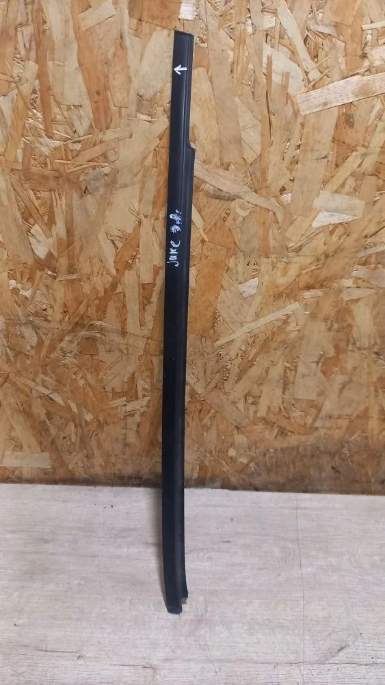 Накладка стекла заднего левого Nissan Juke I (2010—2014) 2012 KAD