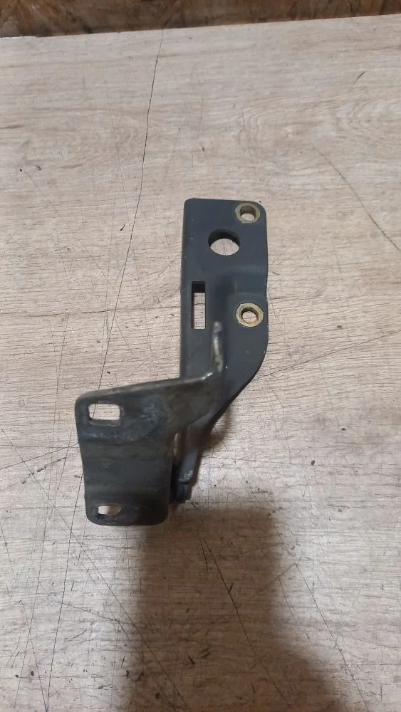 Петля капота правая Nissan Pathfinder III (2004—2010) 2005 K27 - STRUCTURAL GREY