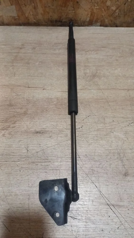 Амортизатор двери багажника Nissan Pathfinder III (2004—2010) 2005 K27 - STRUCTURAL GREY