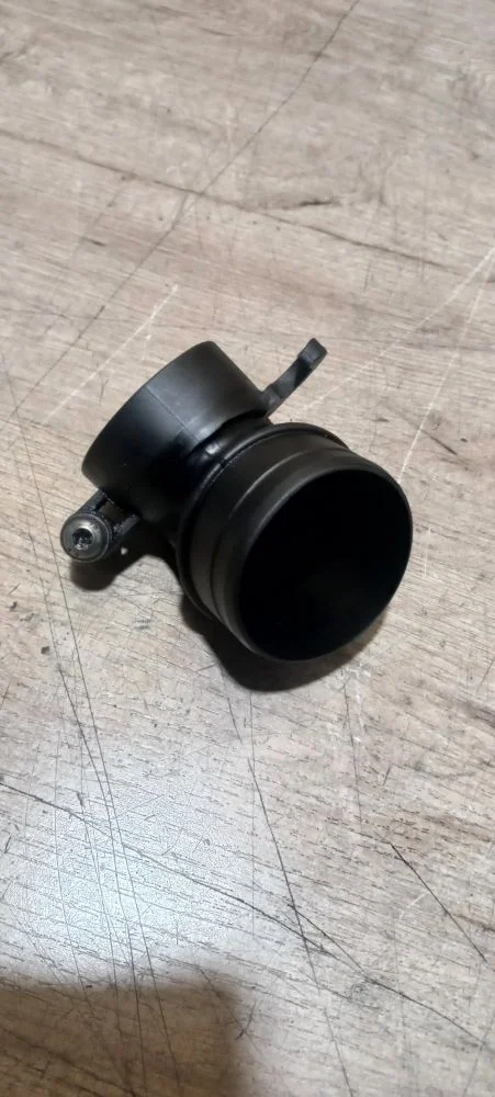 Патрубок турбины Skoda Octavia II рестайлинг (2008—2013) 2009 8E (Серебро)