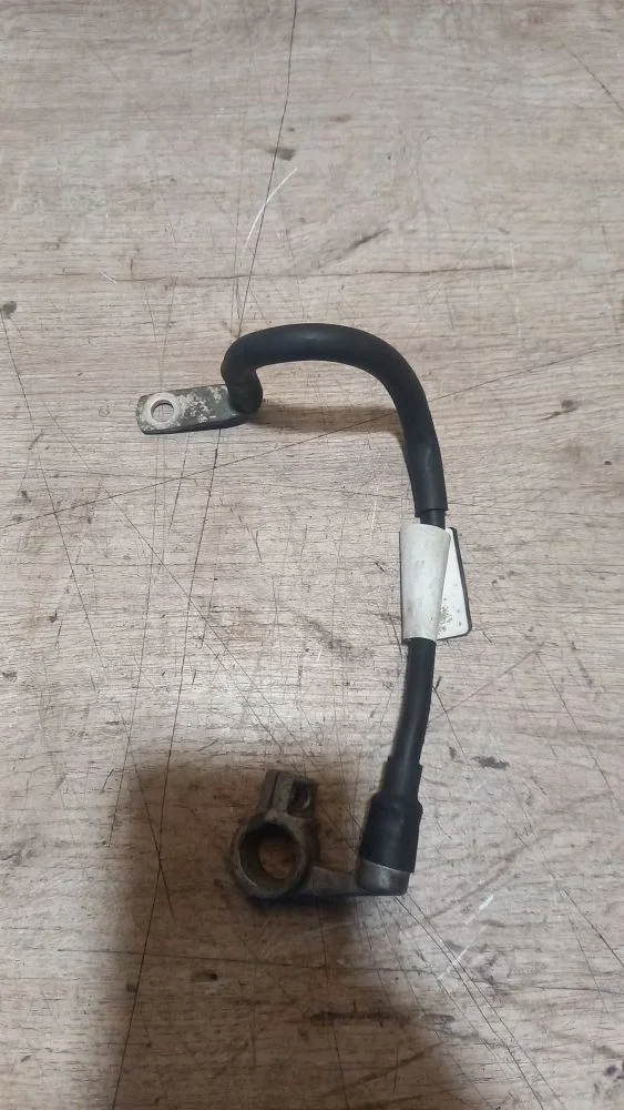 Клемма аккумулятора минус Skoda Octavia II рестайлинг (2008—2013) 2009 8E (Серебро)