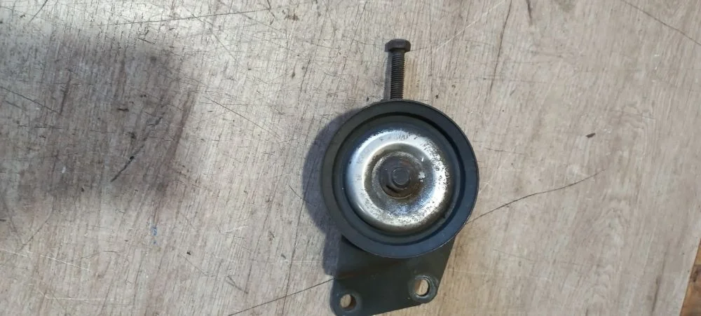 Ролик-натяжитель Nissan Pathfinder III (2004—2010) 2005 K27 - STRUCTURAL GREY