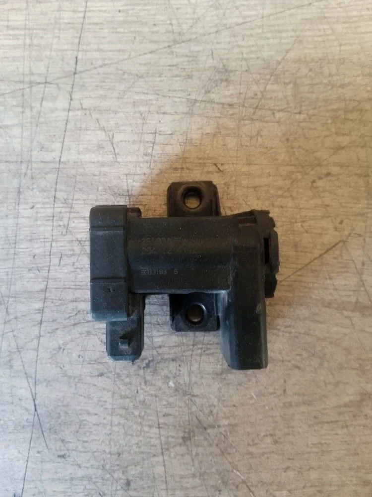 Клапан электромагнитный Opel Antara I рестайлинг (2010—2017) 2013 SUMMIT WHITE (OP 40R)