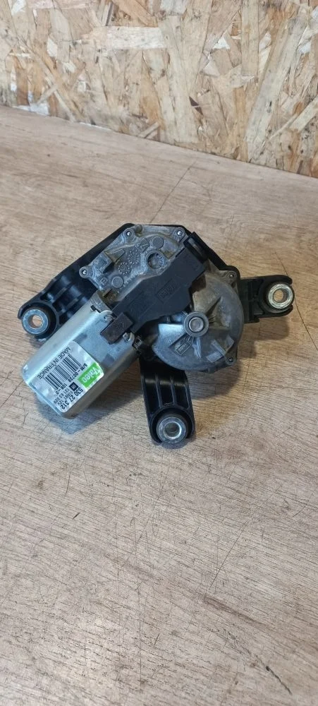 Моторчик стеклоочистителя задний Opel Corsa D (2006—2010) 2010