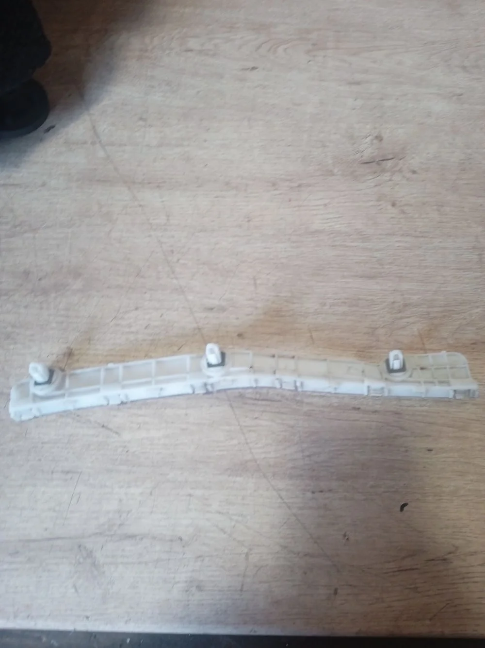 Кронштейн заднего бампера правый Citroen C-Crosser I (2007—2013) 2009 СЕРАЯ ЭМАЛЬ