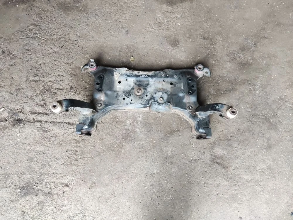 Подрамник передний Ford Kuga II (2012—2016) 2013 Серебристый металлик