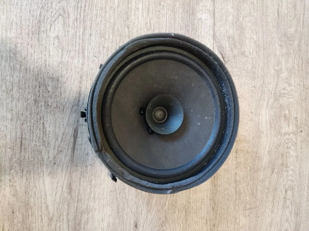 Динамик Citroen C-Crosser I (2007—2013) 2009 Чёрный