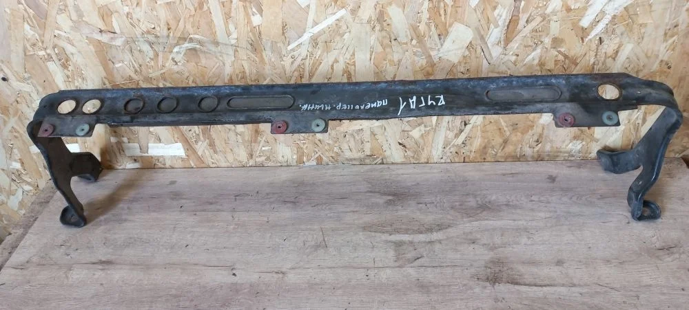 Балка подрадиаторная Ford Kuga I (2008—2012) 2009 Moondust Silver (met)