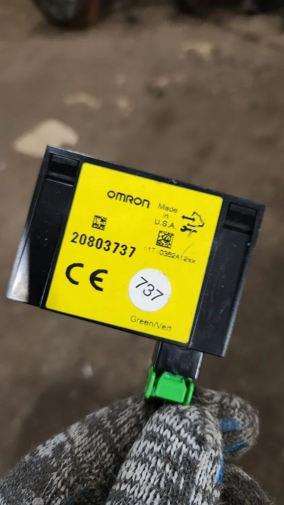 Блок управления замком центральным Chevrolet Captiva I рестайлинг (2011—2013) 2012 Серебристый металлик