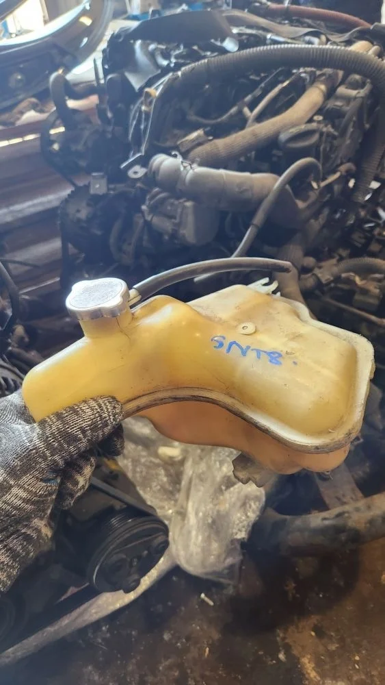 Бачок расширительный Citroen C-Crosser I (2007—2013) 2009 Чёрный