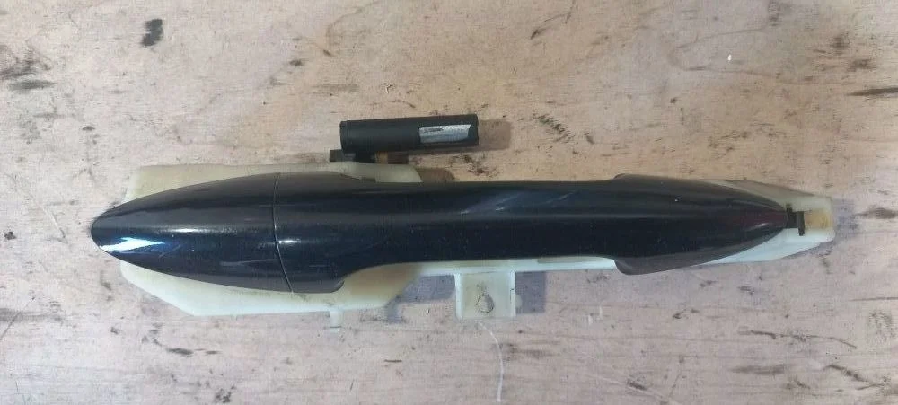 Ручка двери задней наружная правая Hyundai Solaris I (2010—2014) 2012 MZH - PHANTOM BLACK PEARL