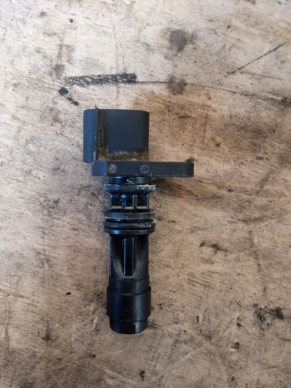 Датчик положения коленвала Nissan Navara D40 рестайлинг (2010—2015) 2015 GN0 - BLACK METALLIC