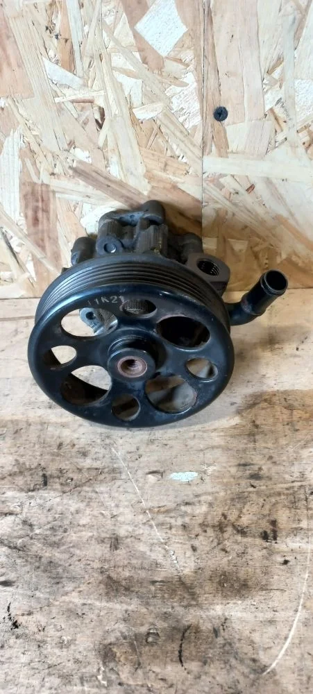 Насос ГУР Chevrolet Captiva I рестайлинг (2011—2013) 2012 Серебристый металлик