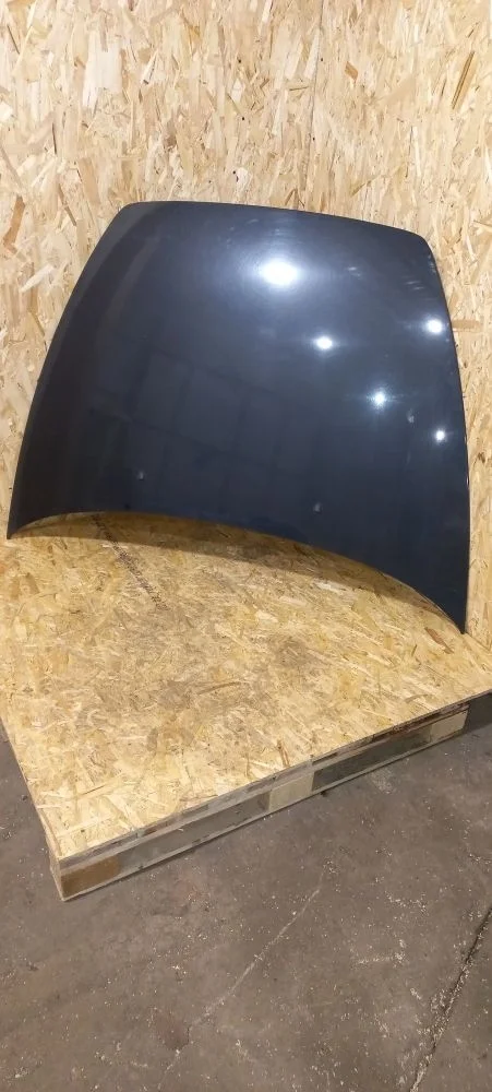 Капот Volvo V50 I рестайлинг (2007—2012) 2010 Темно-серый