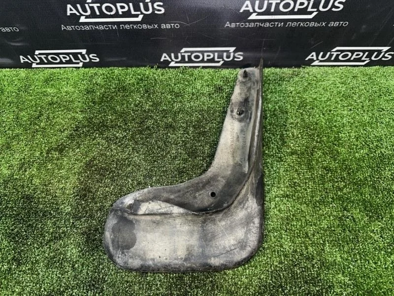 Брызговик Ford Focus 2011 STFDA6064B2 СЕДАН 1.6 PNDA, задний правый