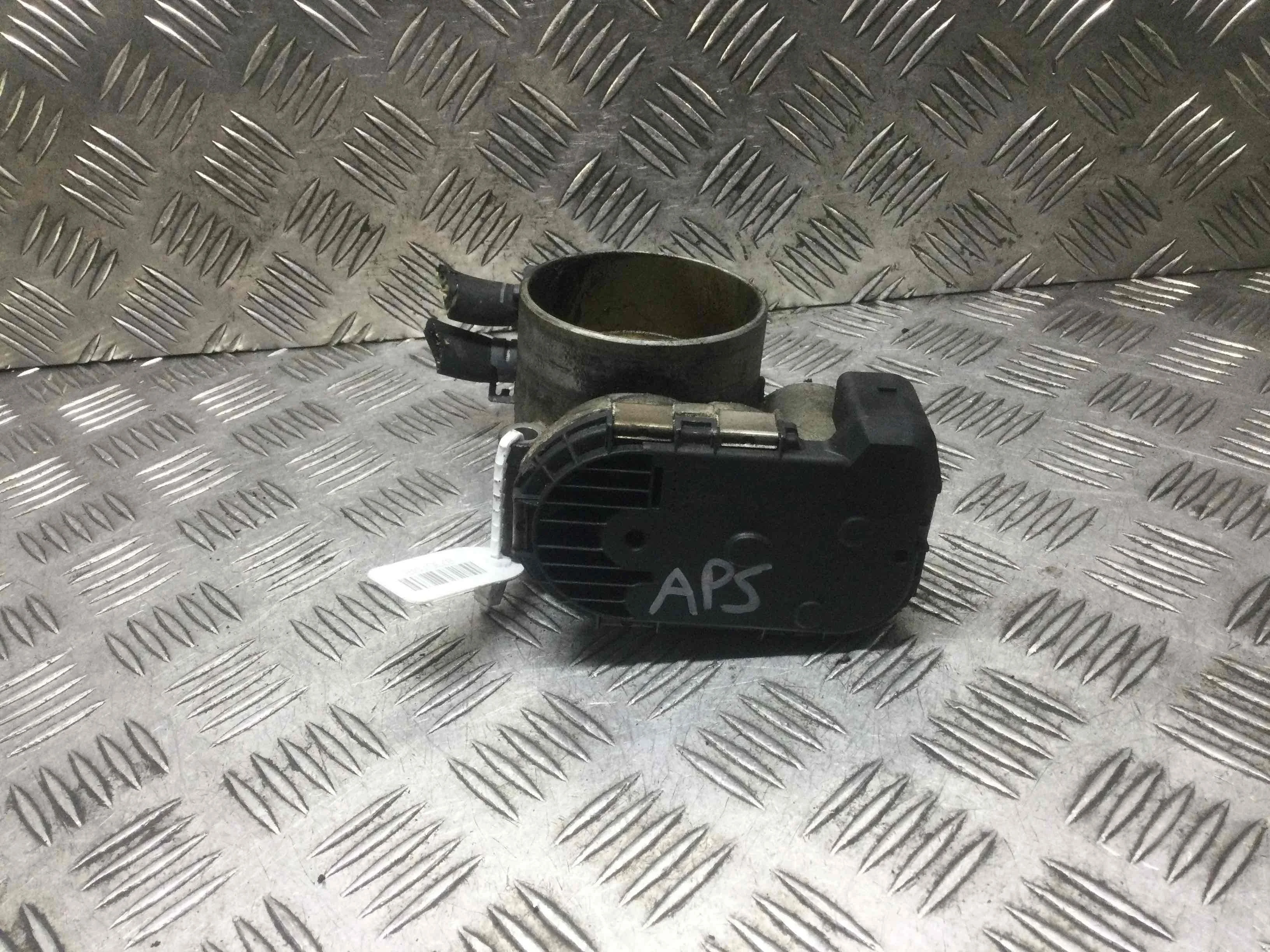 Заслонка дроссельная Audi A4 B5 (1994-1999) бензин 2.4 i Автомат Седан