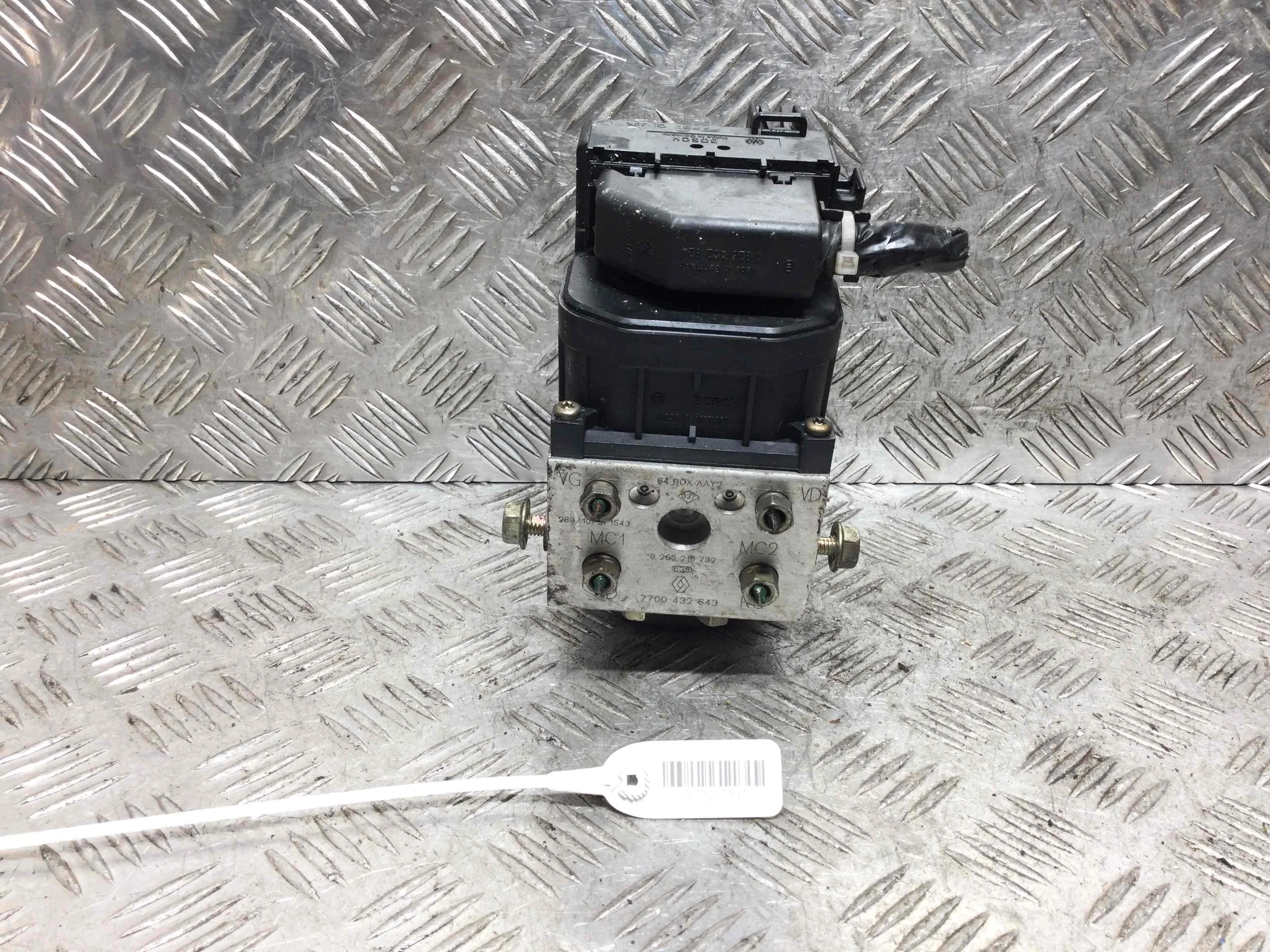 Блок ABS Renault Scenic 1 поколение [рестайлинг] (1999-2003) бензин 1.6  Автомат Минивэн