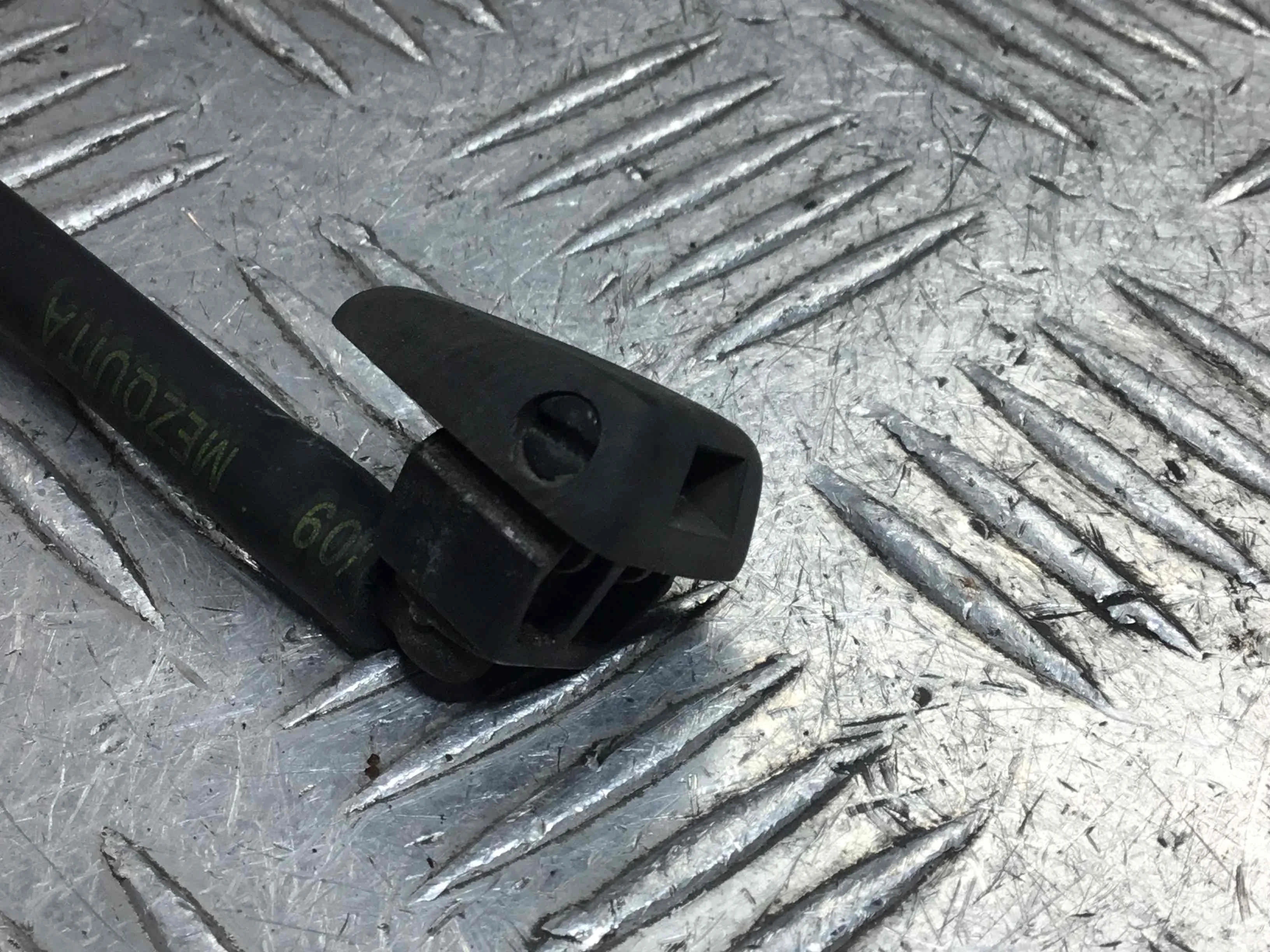 Форсунка омывателя Fiat Brava 1 поколение (1995-2001) бензин 1.6 i Механика Х/б