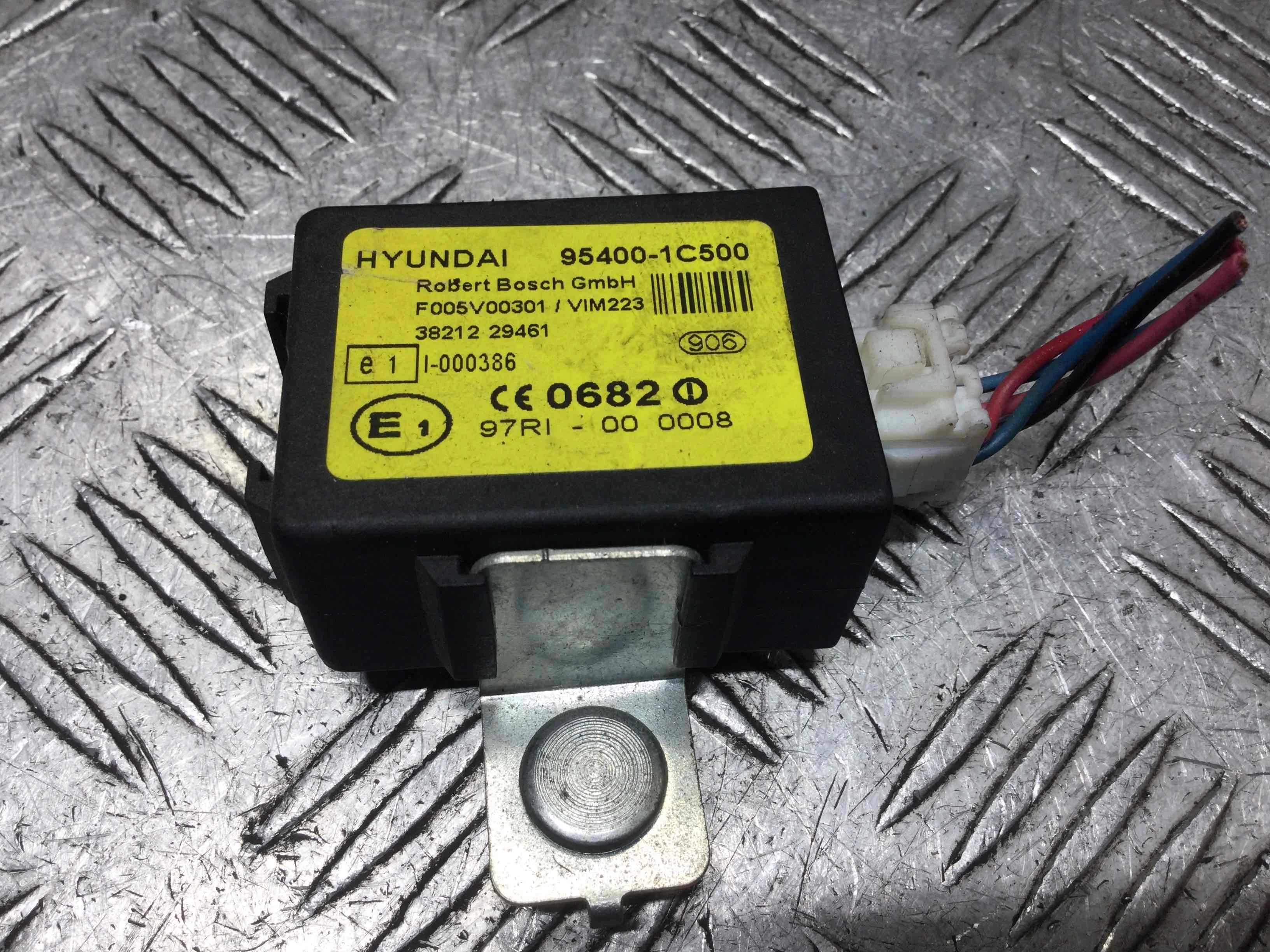 Иммобилайзер Hyundai Getz 2002-2011 1-е поколение бензин 1.1 i Механика Х/б