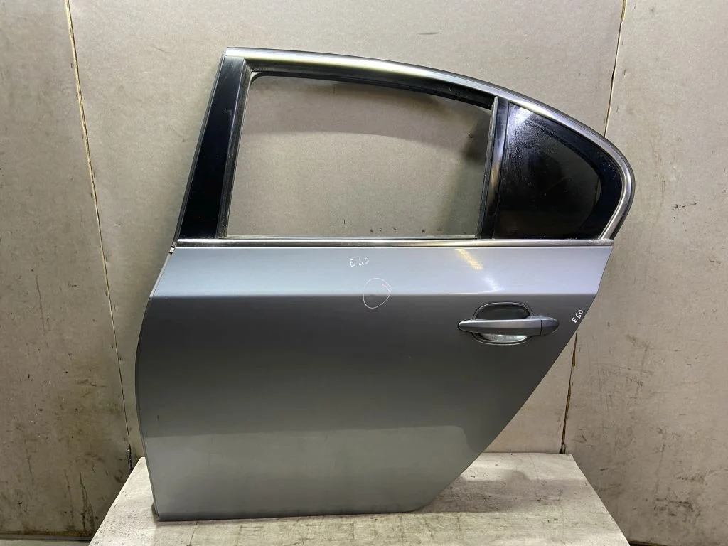 Дверь задняя левая BMW E60