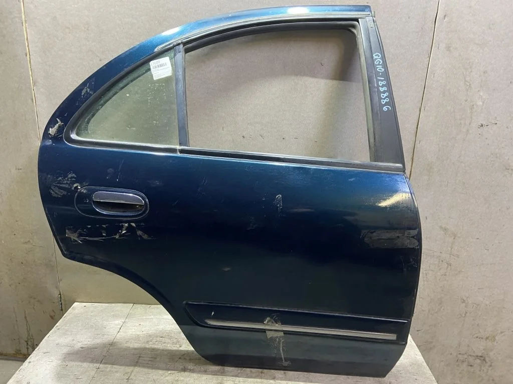 Дверь задняя правая Nissan Almera N16 Альмера Н16