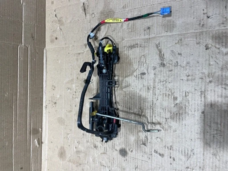 Кронштейн ручки двери Lexus Lx570 2017 6920260050 URJ202 3UR-FE 5.7, передний левый