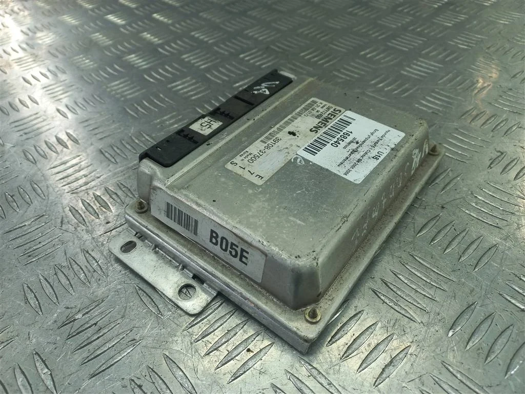 Блок управления двигателем Hyundai SANTA FE I (20