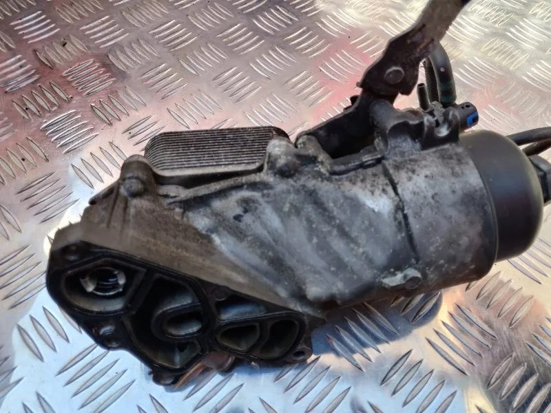 Теплообменник масляный Peugeot Partner