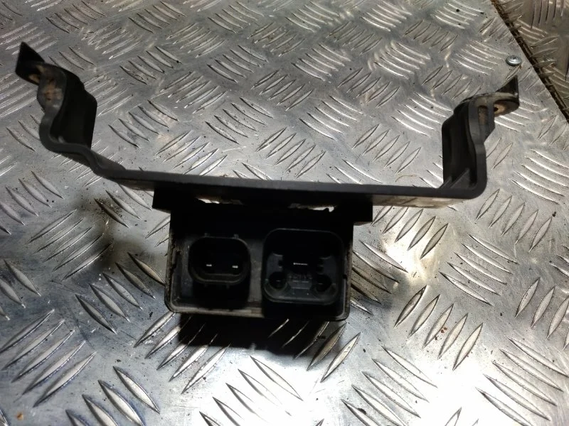 Реле свечей накала Citroen Jumper 09675863980 2.2 Е5