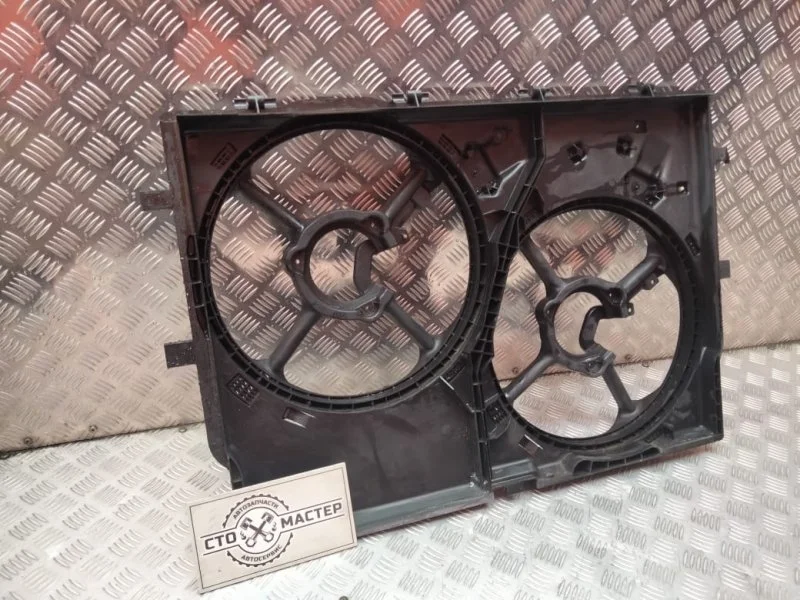 Диффузор вентилятора Fiat Ducato 1358009080 2.3