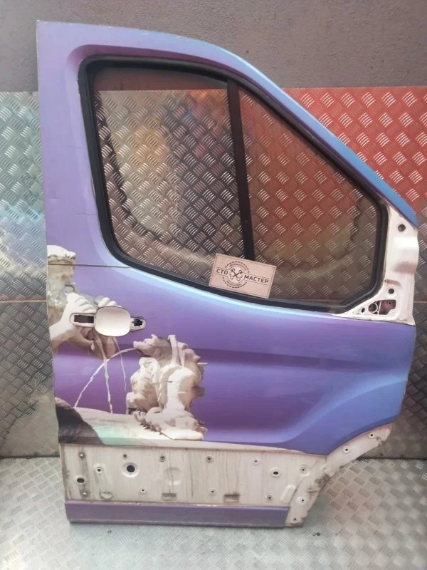 Дверь передняя правая Ford Transit 2197471 TTG